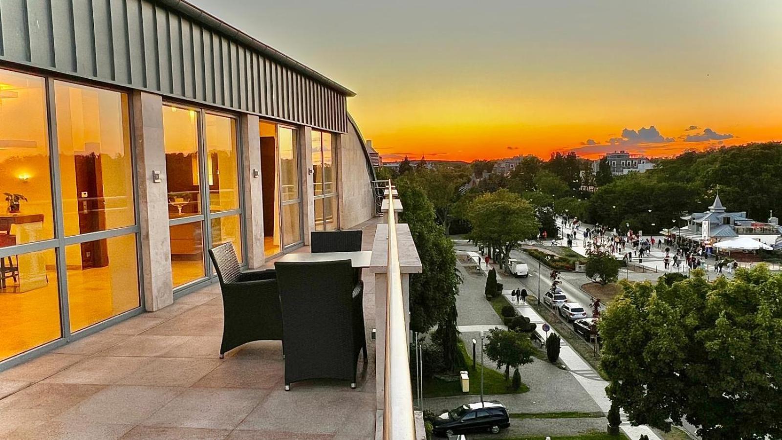 Świnoujście Avangard Resort מראה חיצוני תמונה
